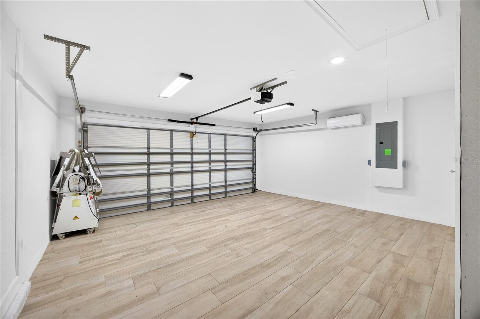 Image 78 of 81 For 9546 51st Circle