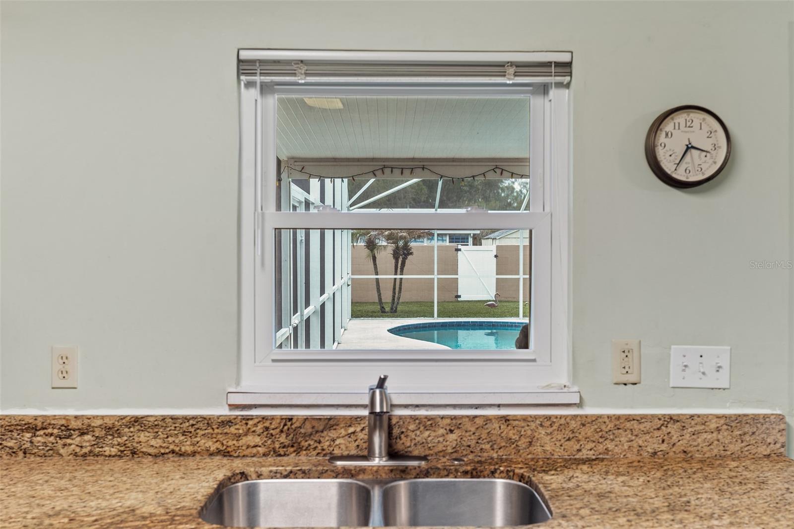 Image 10 of 55 For 216 Georgia Avenue