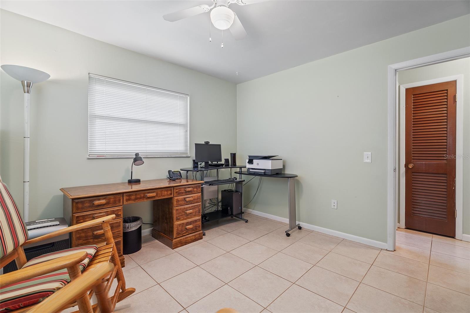 Image 16 of 55 For 216 Georgia Avenue