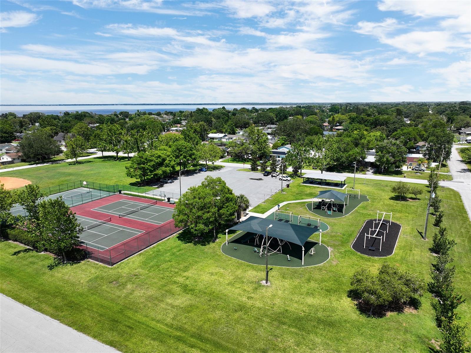 Image 21 of 55 For 216 Georgia Avenue