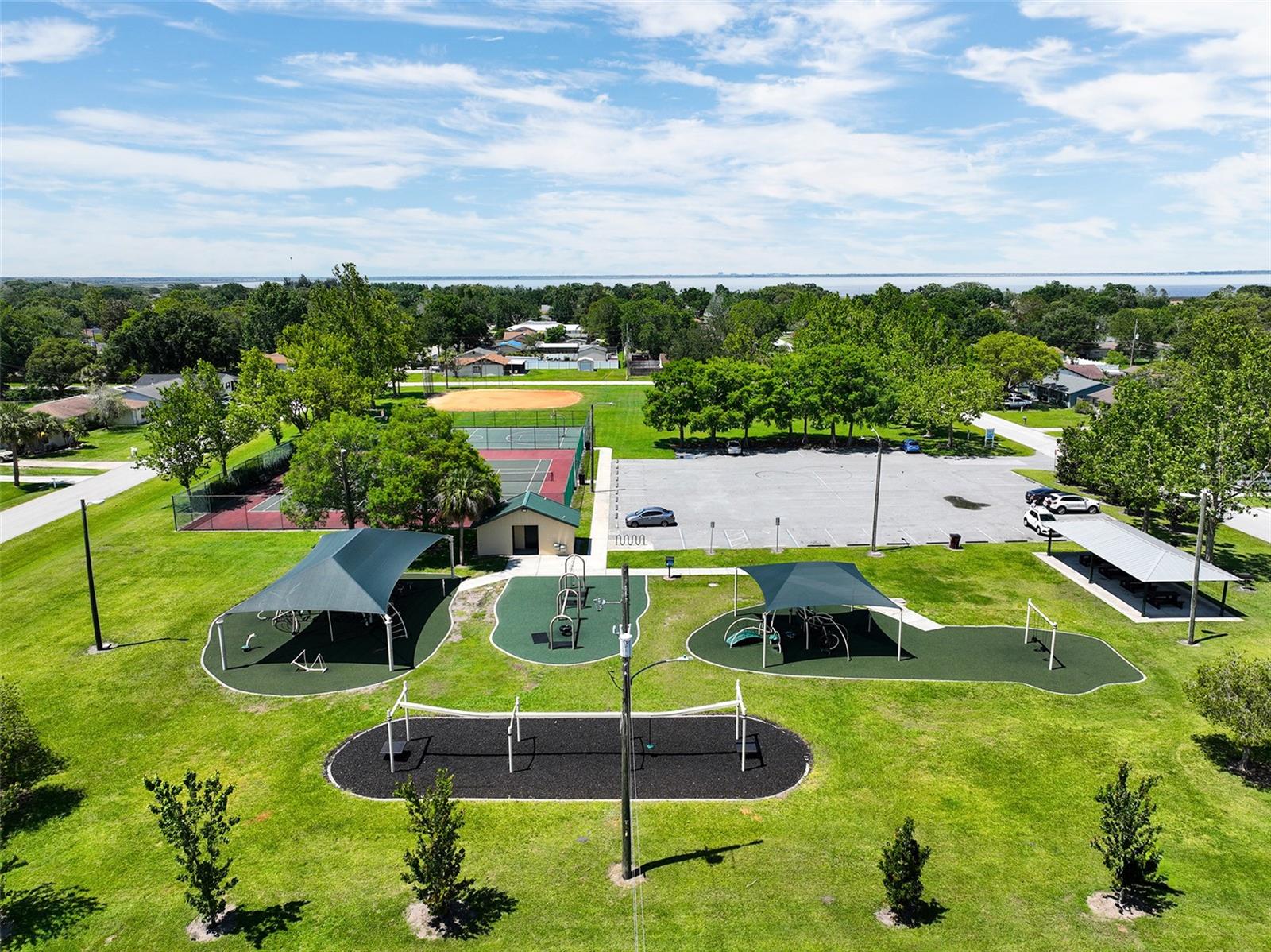 Image 22 of 55 For 216 Georgia Avenue