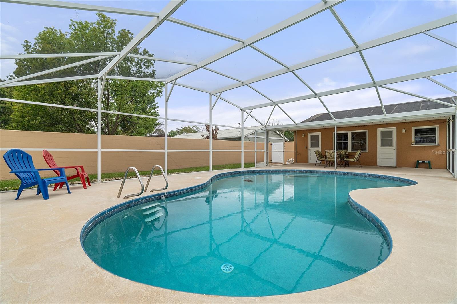 Image 4 of 55 For 216 Georgia Avenue