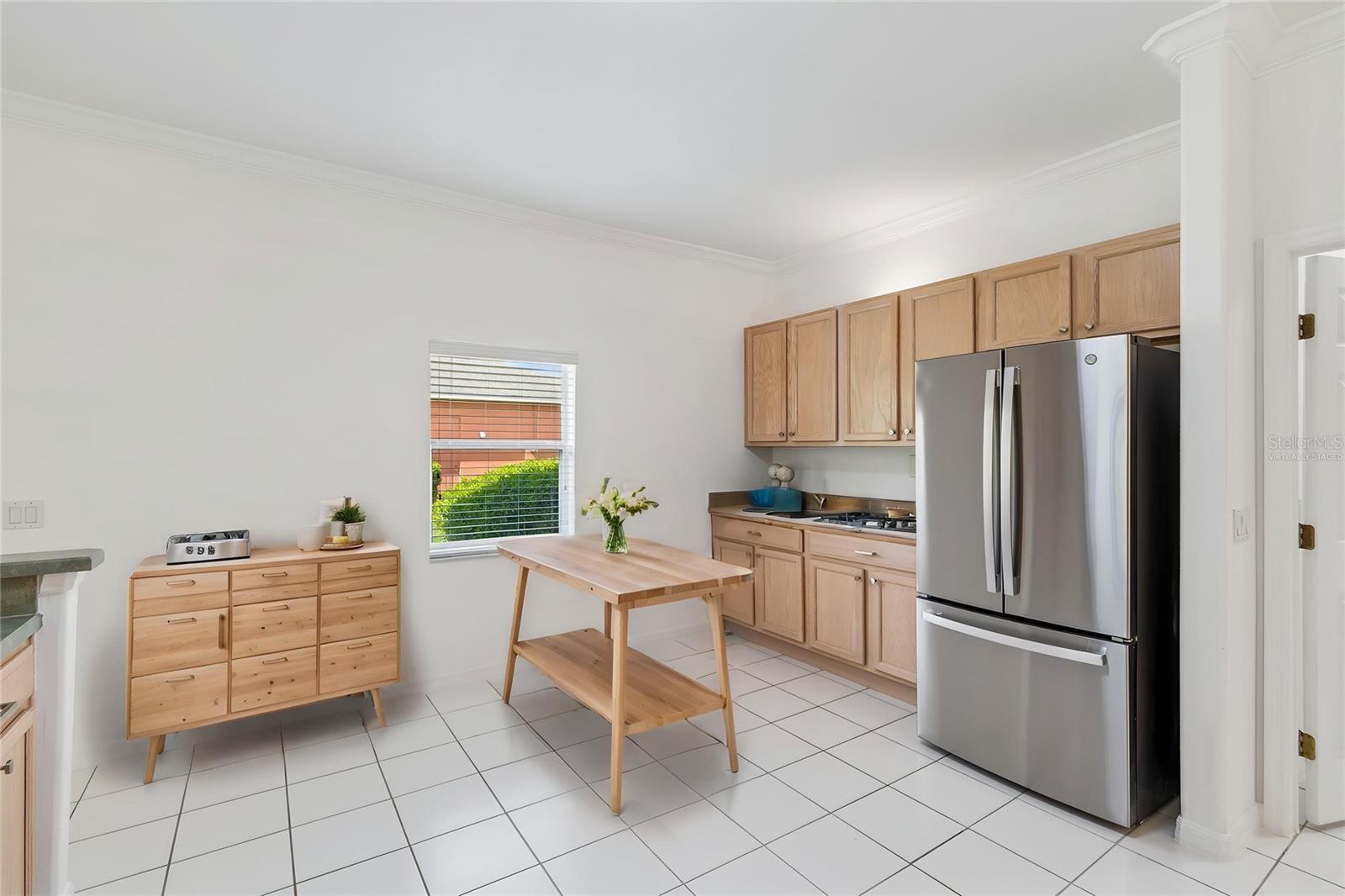 Image 14 of 78 For 917 Shorehaven Dr