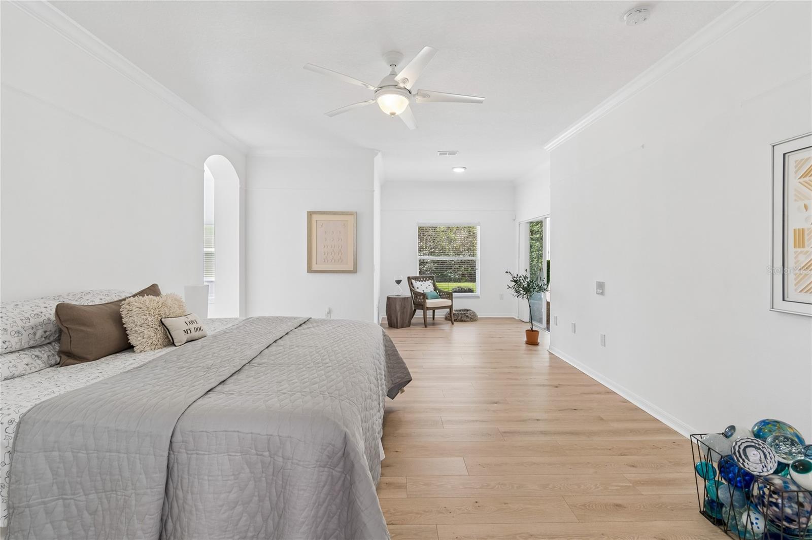 Image 24 of 78 For 917 Shorehaven Dr