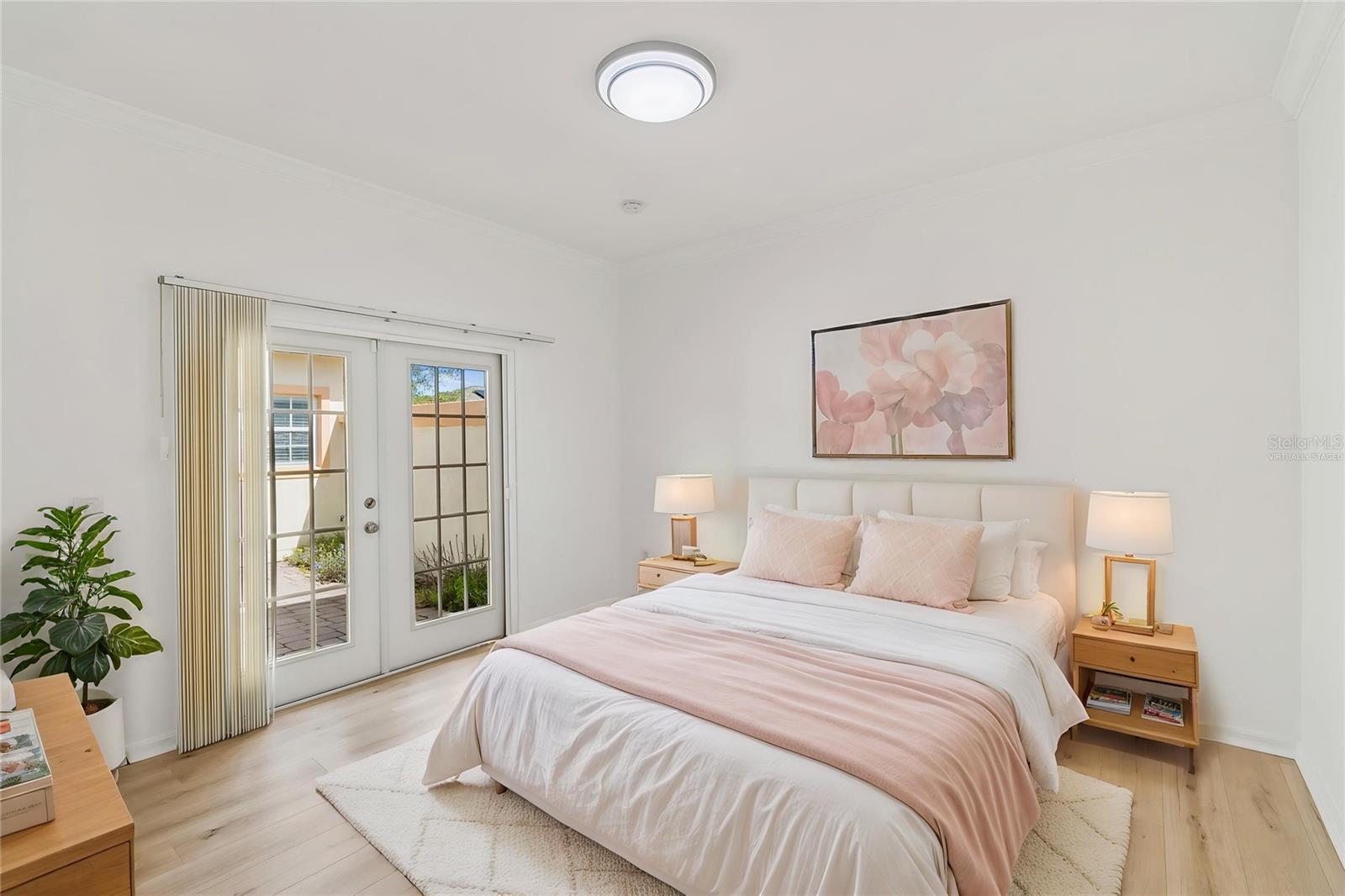 Image 34 of 78 For 917 Shorehaven Dr