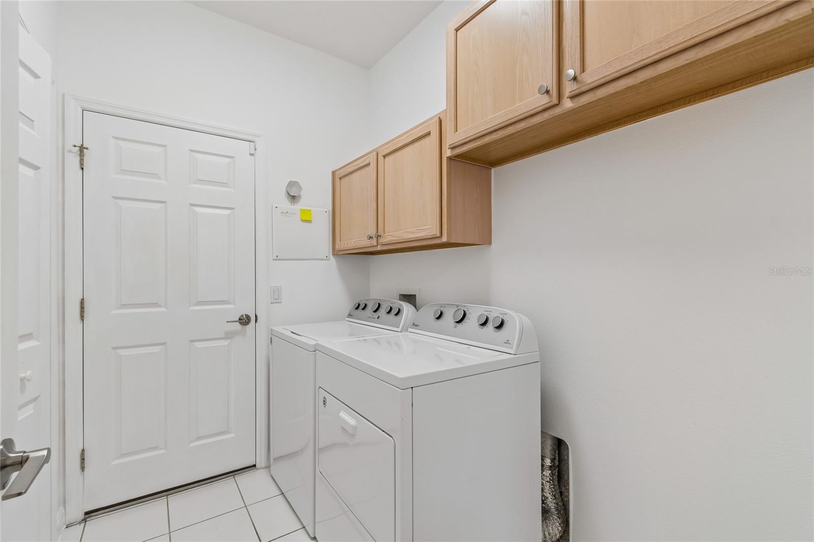 Image 42 of 78 For 917 Shorehaven Dr