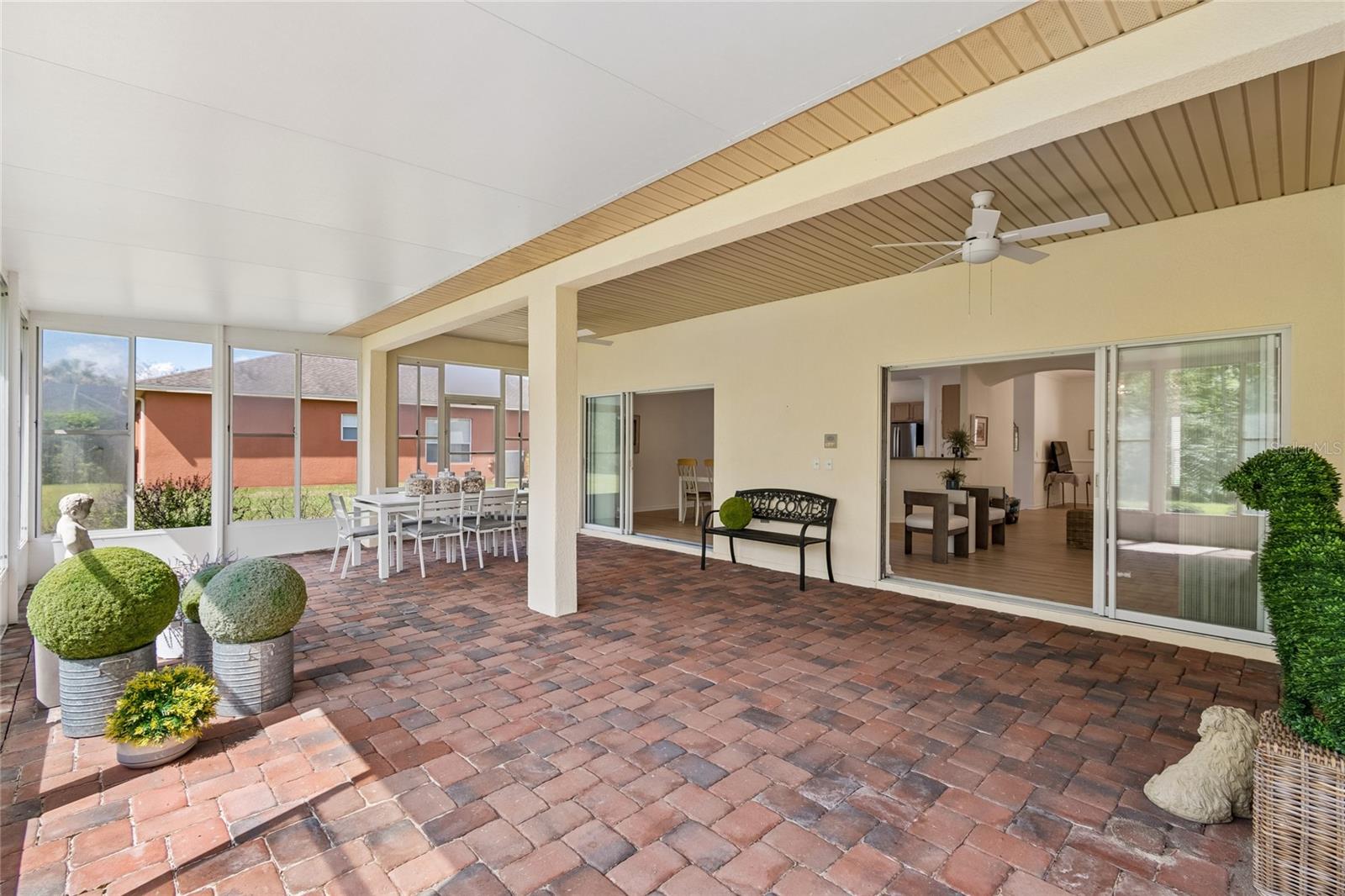 Image 45 of 78 For 917 Shorehaven Dr