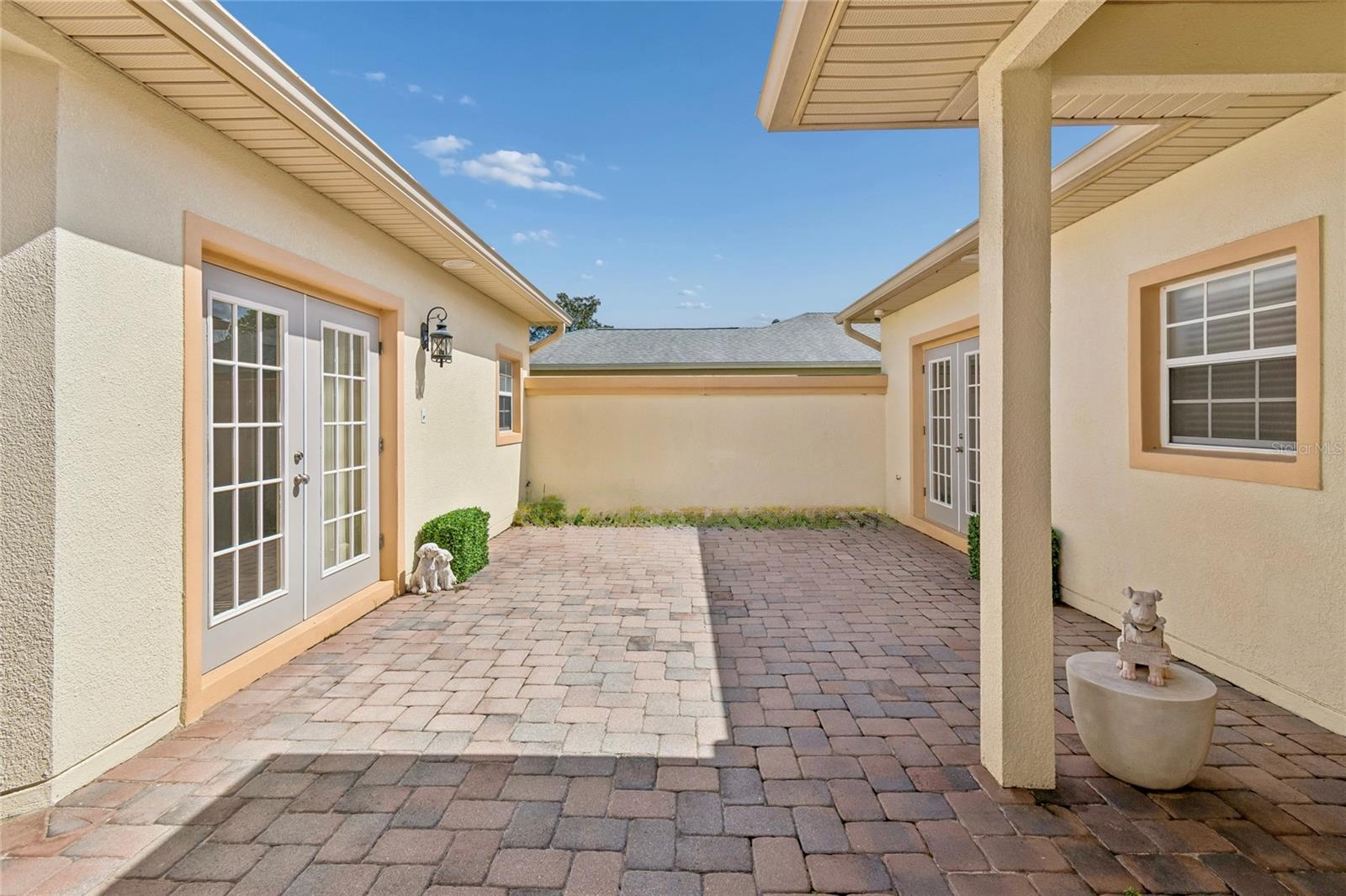 Image 49 of 78 For 917 Shorehaven Dr