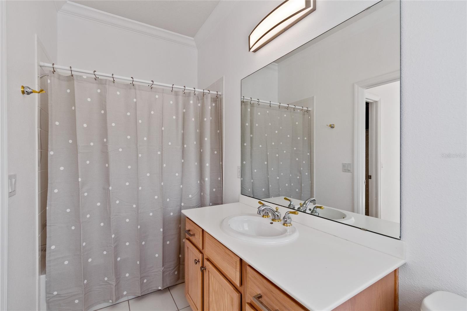 Image 54 of 78 For 917 Shorehaven Dr