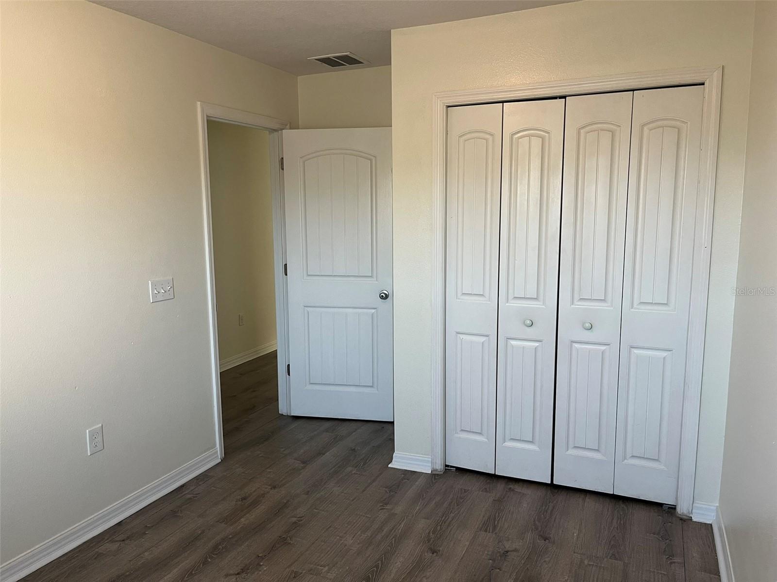 Image 13 of 27 For 917 Sumner Street