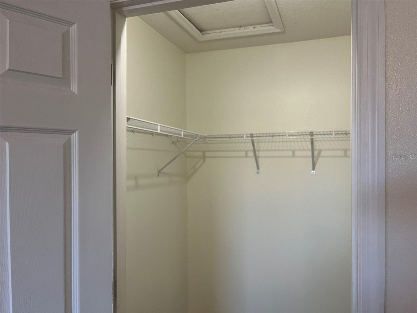 Image 17 of 27 For 917 Sumner Street