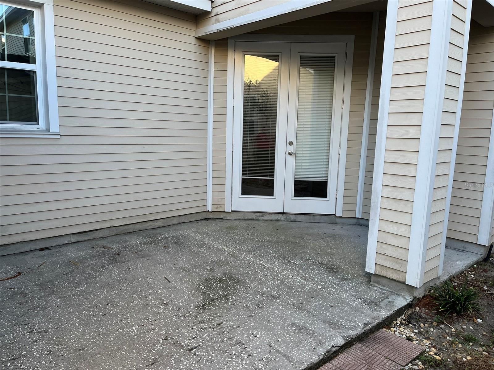 Image 26 of 27 For 917 Sumner Street