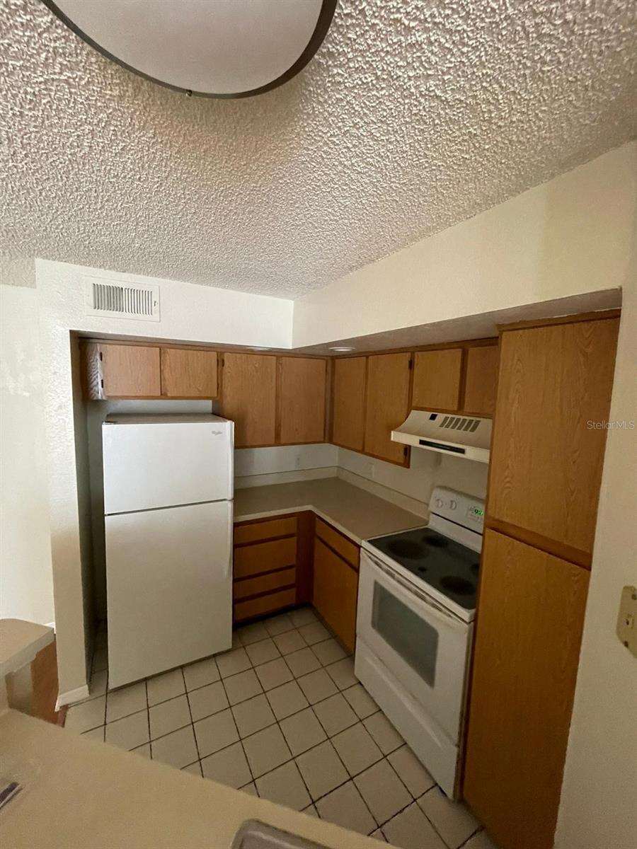 Image 11 of 25 For 4540 Commander Drive 2223