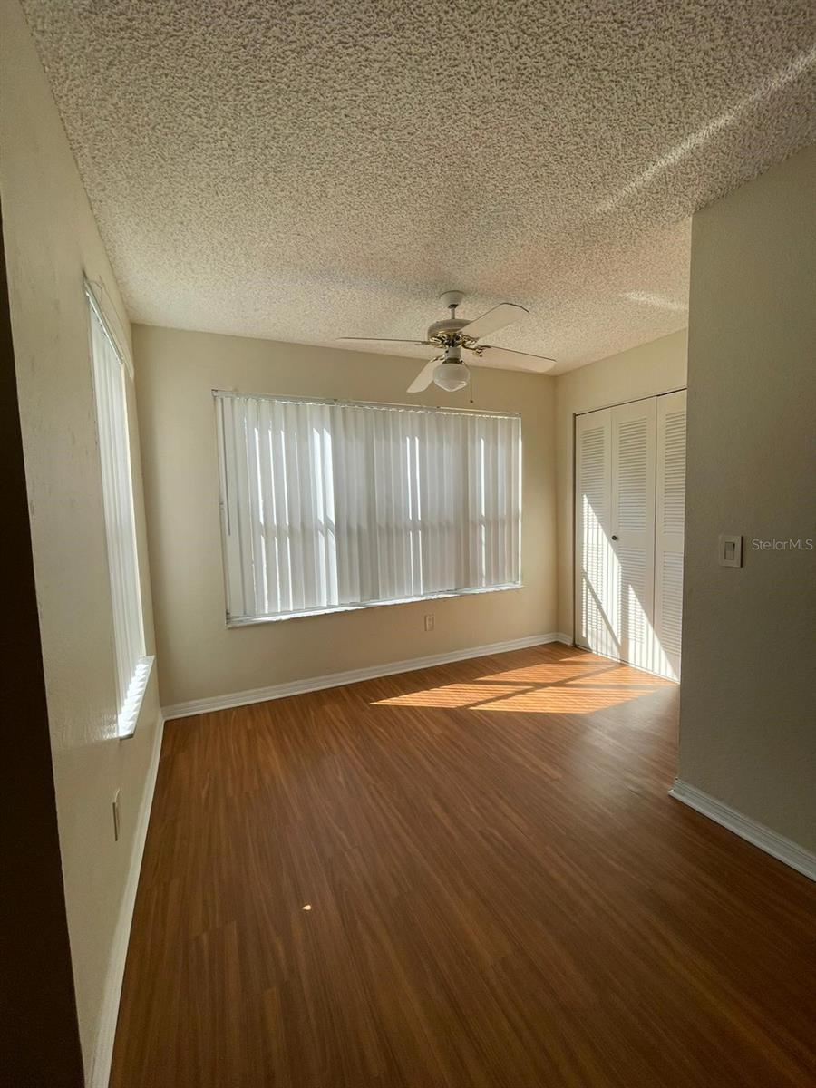 Image 19 of 25 For 4540 Commander Drive 2223