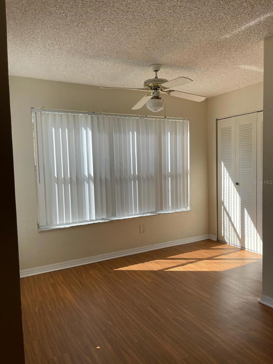 Image 21 of 25 For 4540 Commander Drive 2223