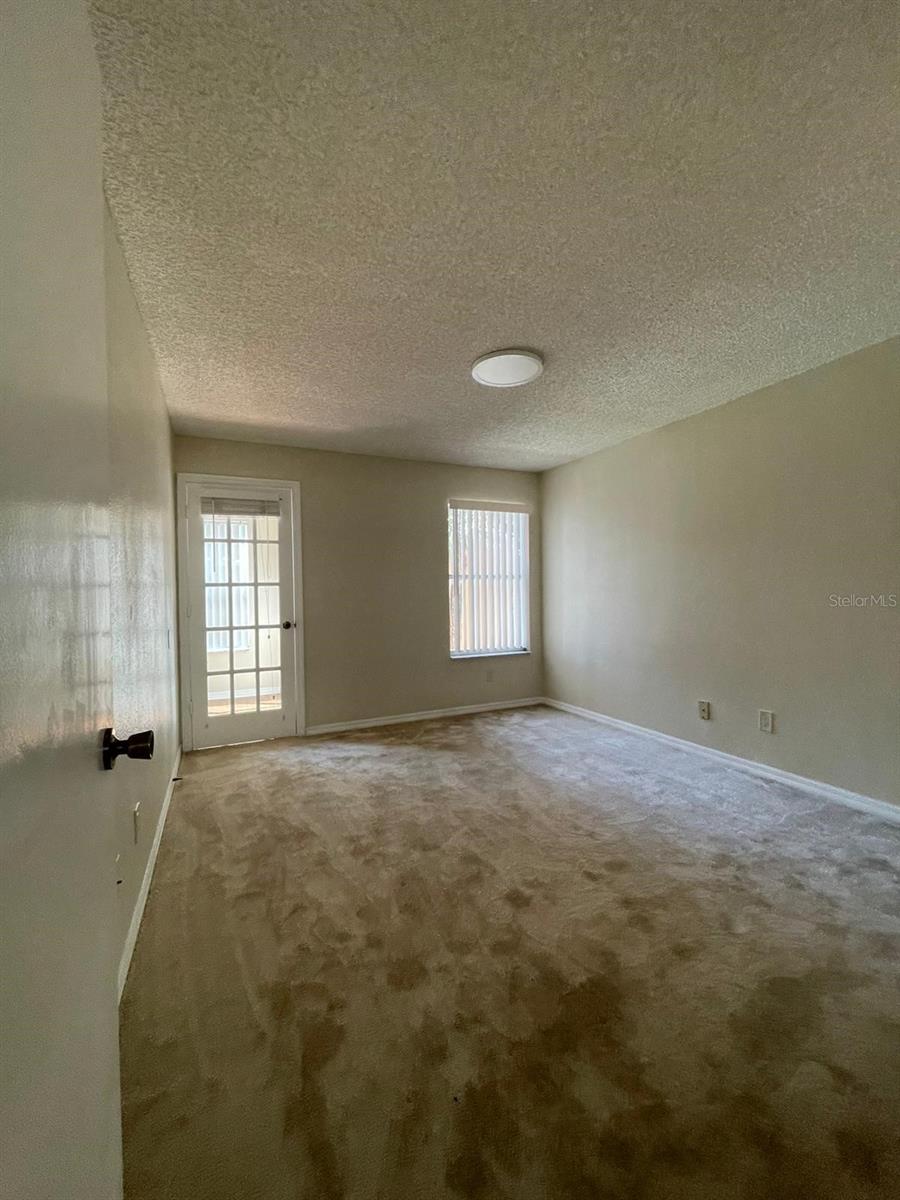 Image 22 of 25 For 4540 Commander Drive 2223