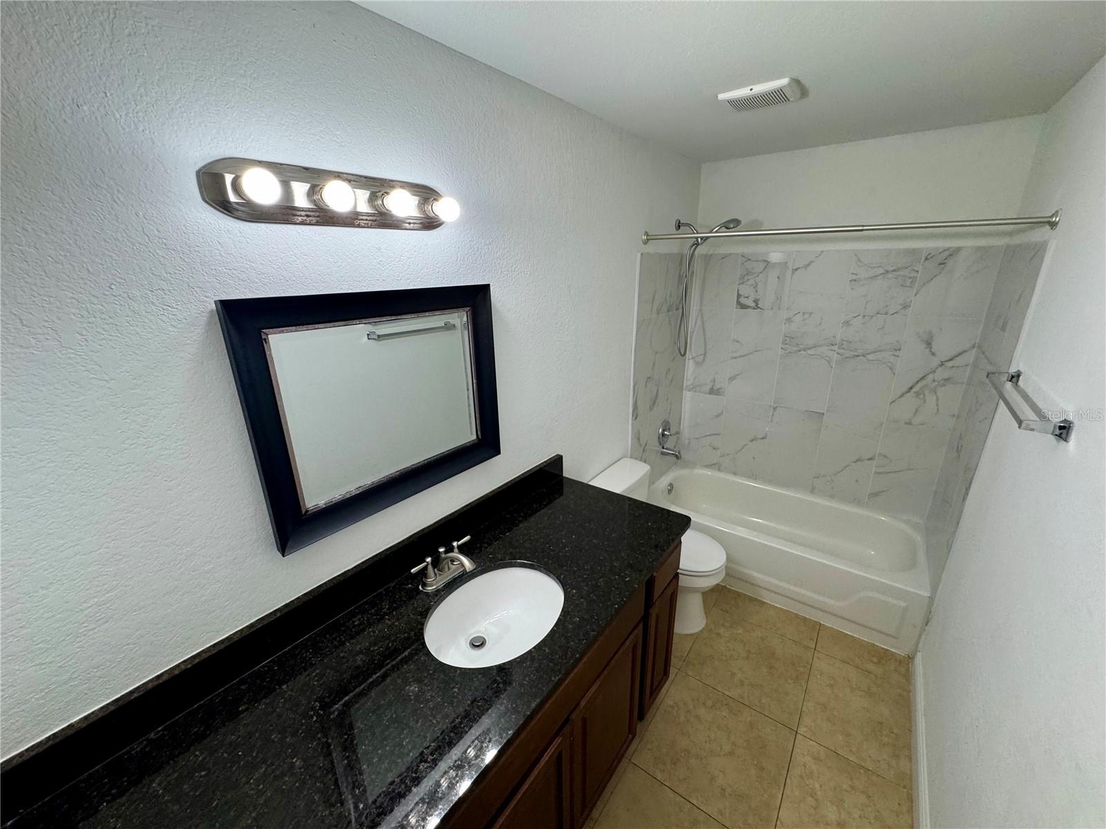 Image 13 of 24 For 5533 Chrishire Way F207