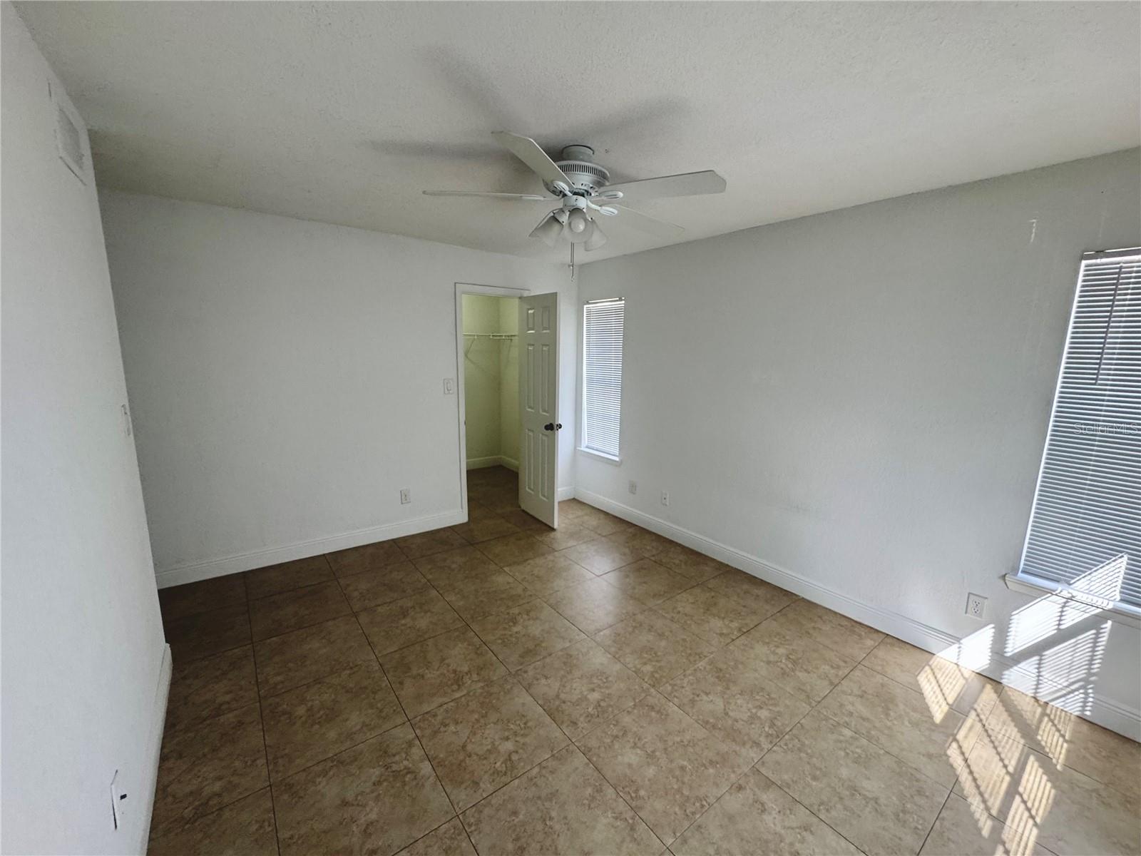 Image 16 of 24 For 5533 Chrishire Way F207