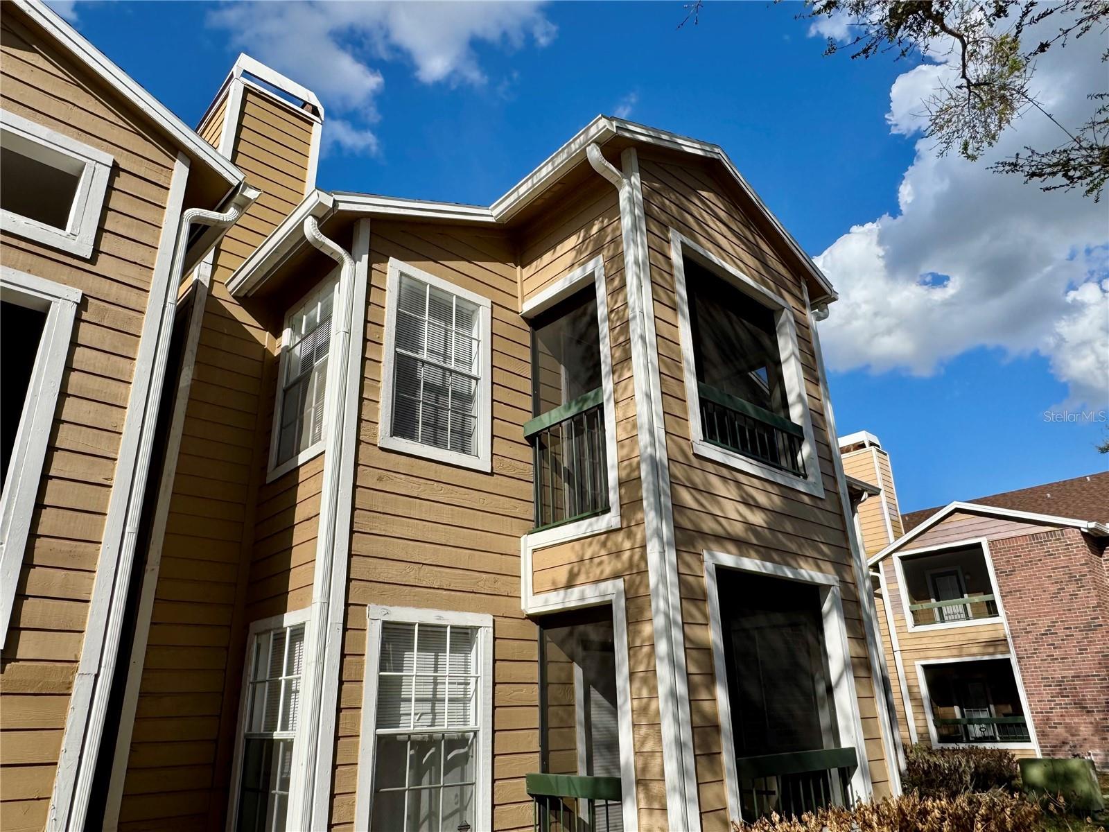 Image 3 of 24 For 5533 Chrishire Way F207