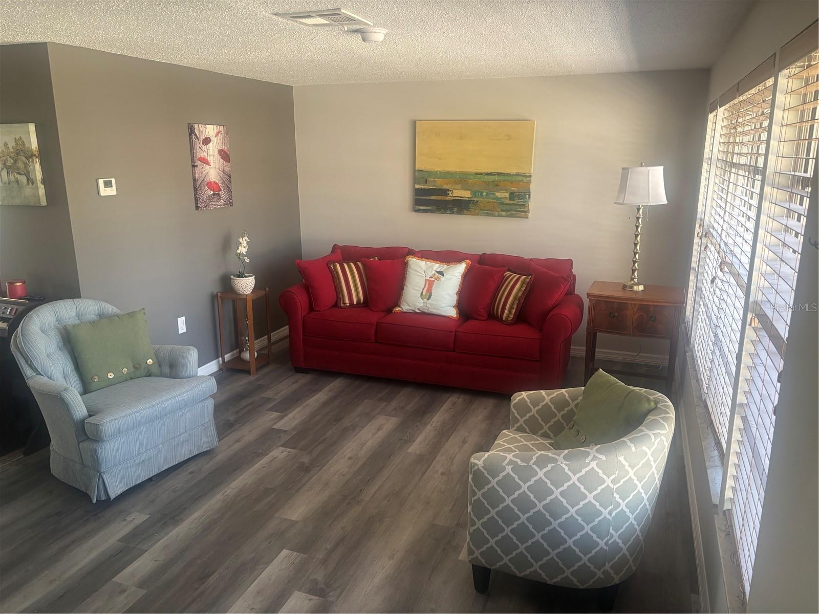 Image 8 of 21 For 8302 Split Rail Lane