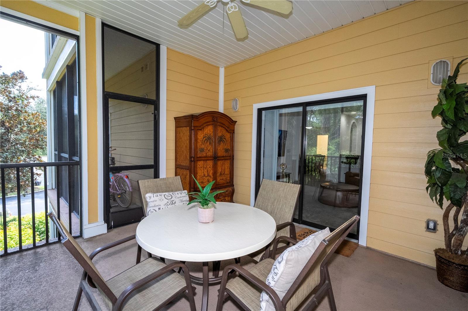 Image 25 of 88 For 9055 Treasure Trove Lane 208