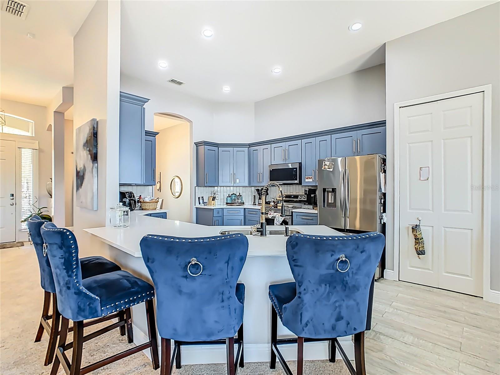 Image 13 of 51 For 3508 Sunset Isles Boulevard