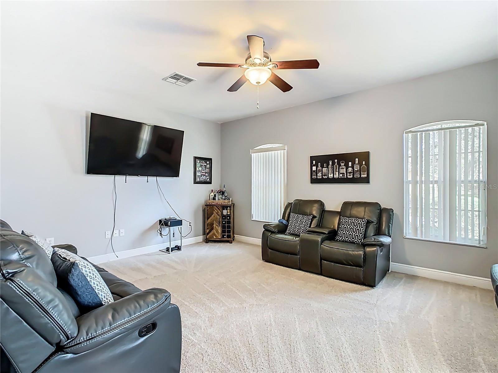 Image 21 of 51 For 3508 Sunset Isles Boulevard