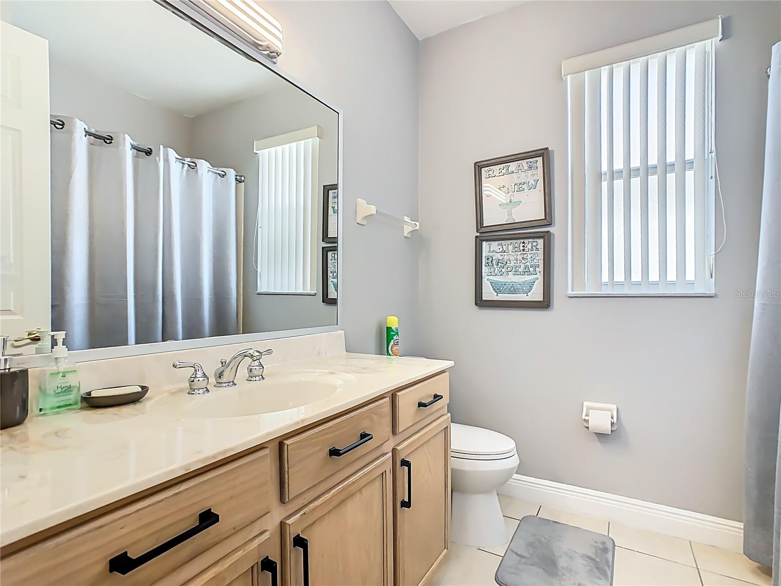 Image 23 of 51 For 3508 Sunset Isles Boulevard