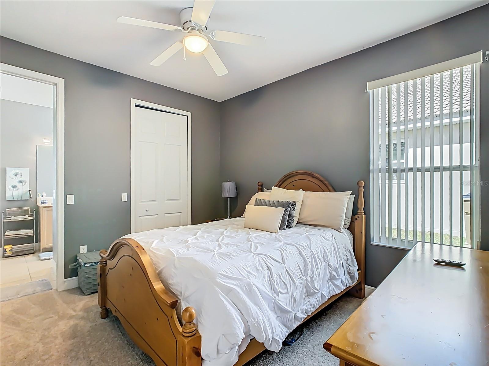 Image 33 of 51 For 3508 Sunset Isles Boulevard