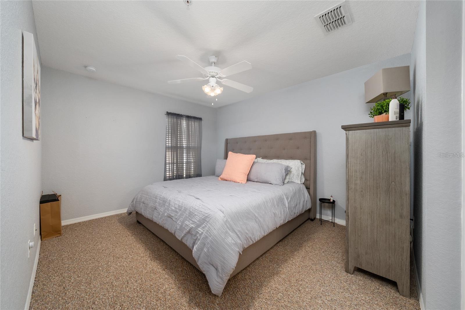 Image 21 of 35 For 930 Moonlight Cove Road 11-107