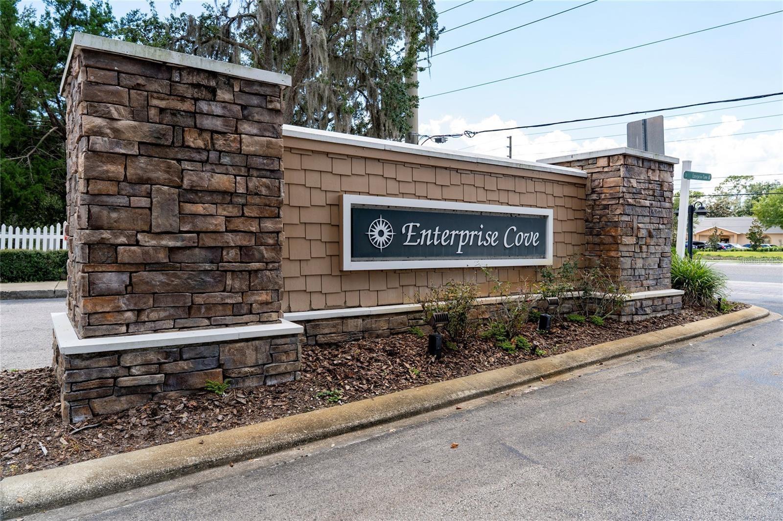 Image 25 of 35 For 930 Moonlight Cove Road 11-107