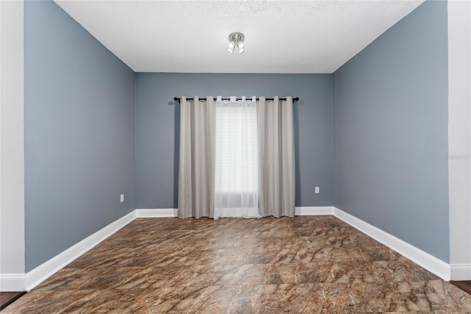 Image 10 of 34 For 637 Bittern Court