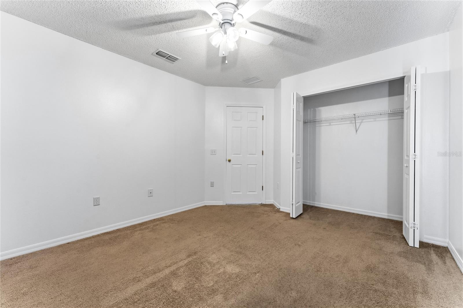 Image 23 of 34 For 637 Bittern Court