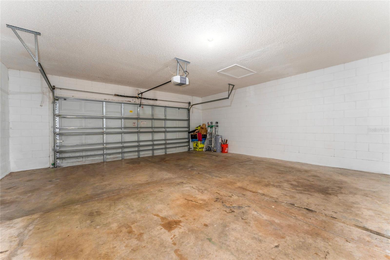 Image 31 of 34 For 637 Bittern Court