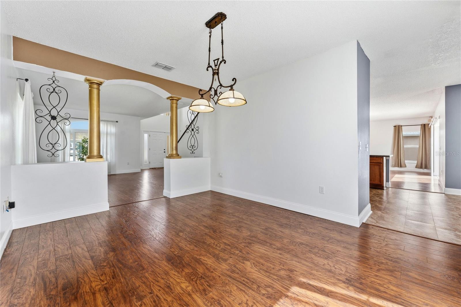 Image 8 of 34 For 637 Bittern Court