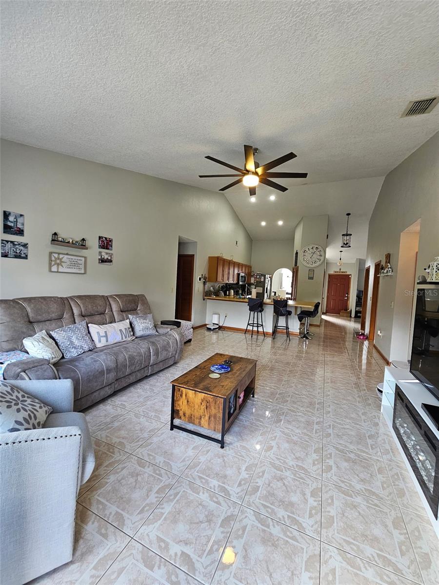 Image 7 of 19 For 1927 Gamboge Drive