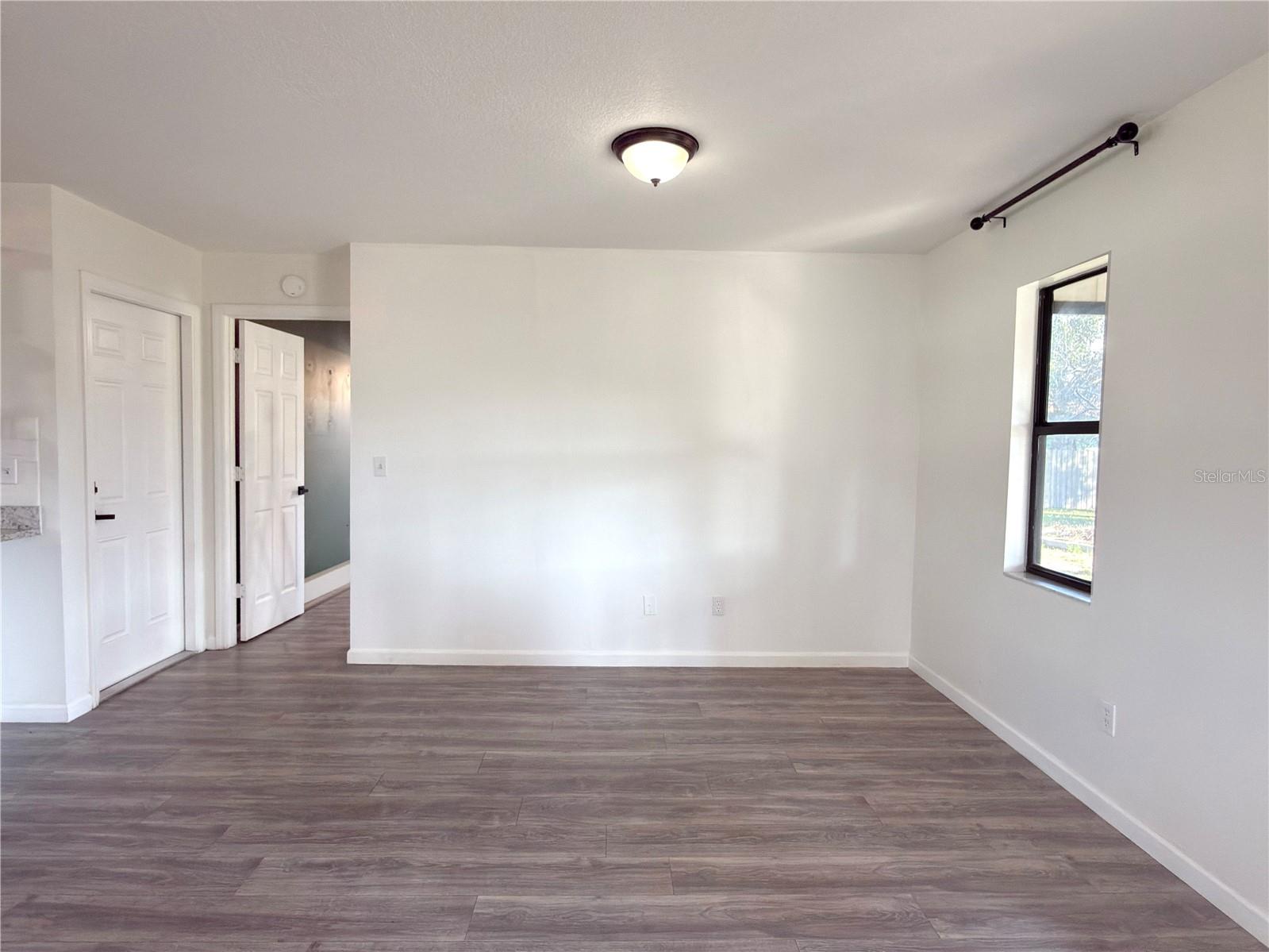 Image 14 of 27 For 6088 Lamonte Street