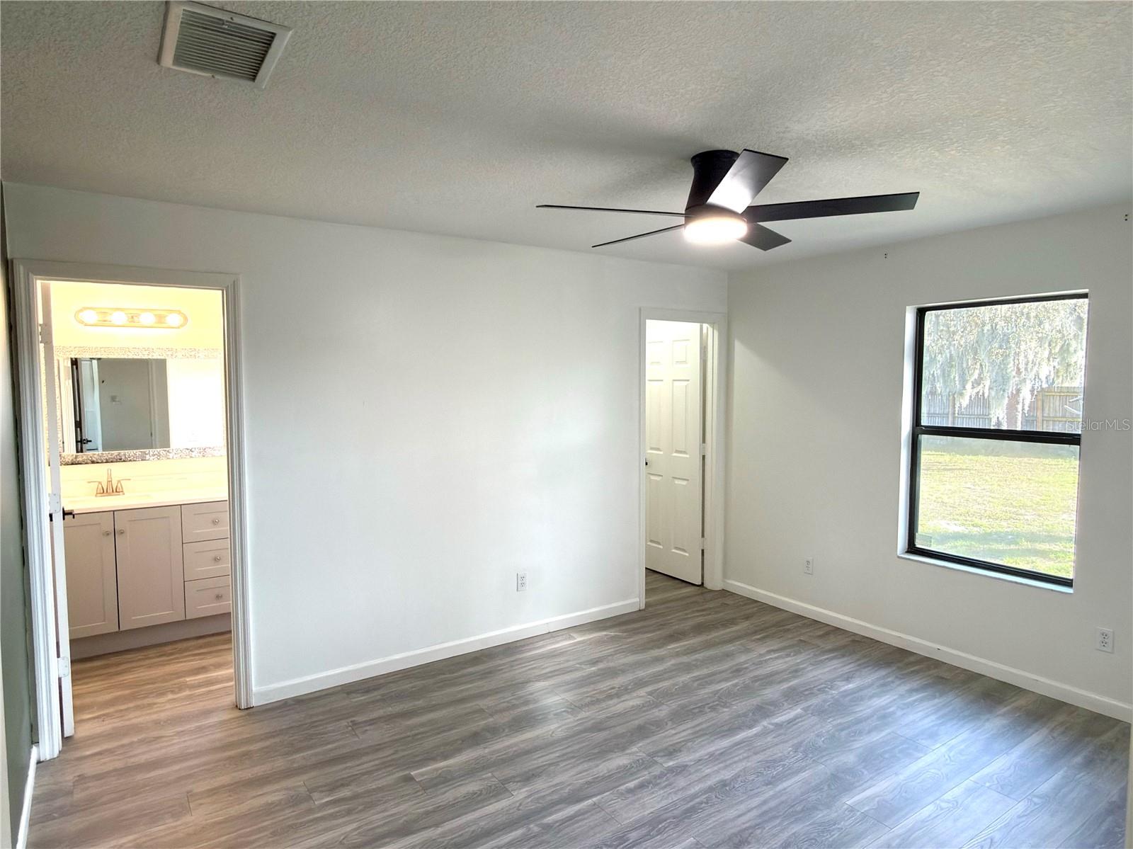 Image 16 of 27 For 6088 Lamonte Street