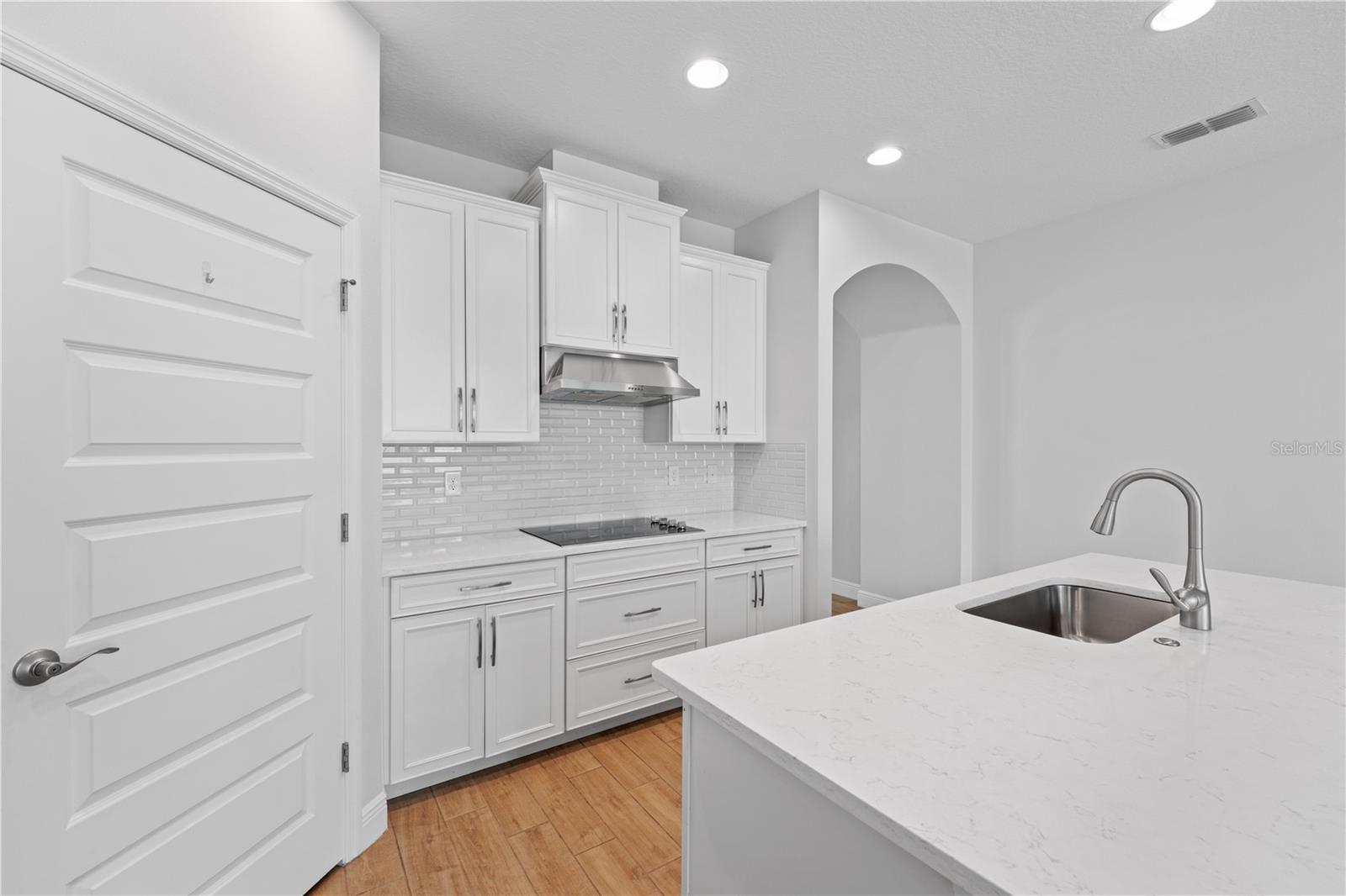 Image 17 of 52 For 15537 Mango Isle Street