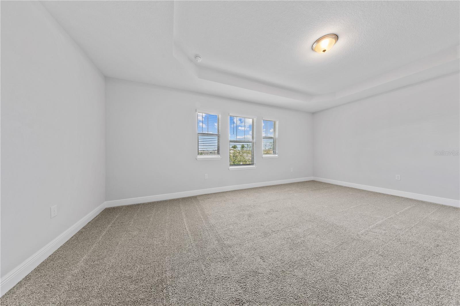 Image 33 of 52 For 15537 Mango Isle Street