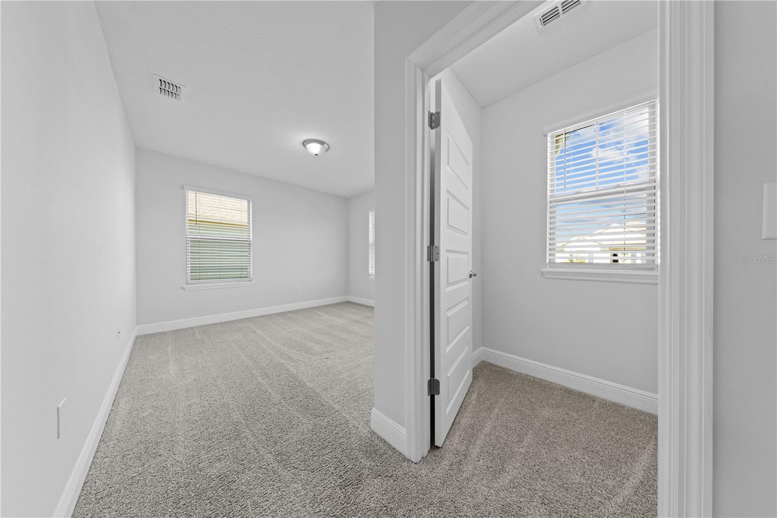 Image 43 of 52 For 15537 Mango Isle Street