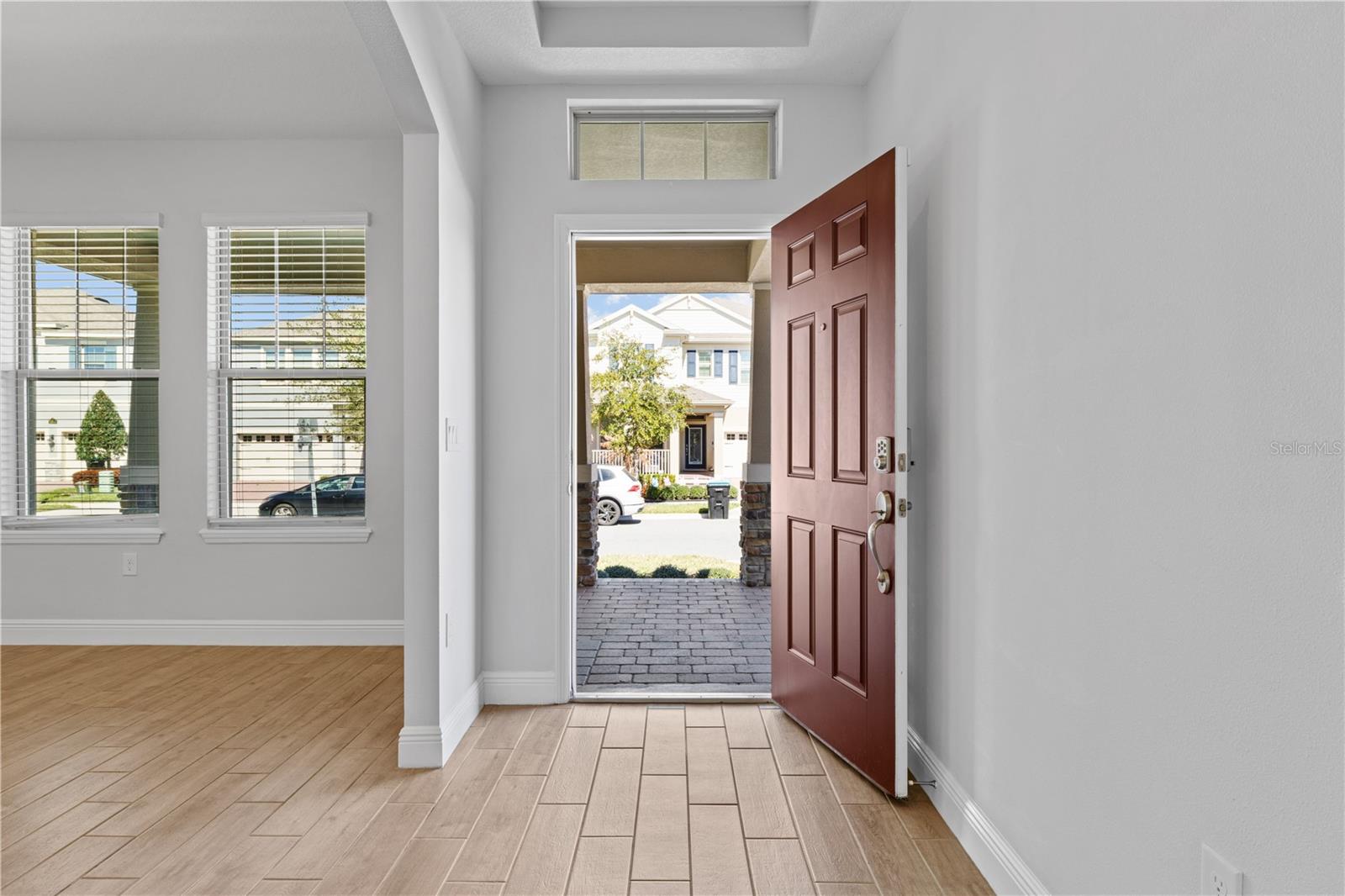 Image 9 of 52 For 15537 Mango Isle Street