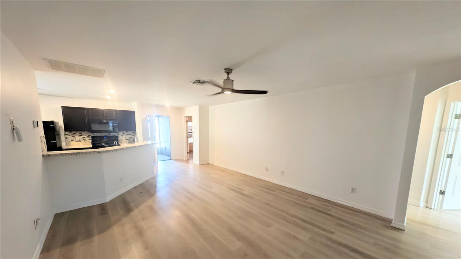 Image 8 of 12 For 1614 Fitzgerald Drive