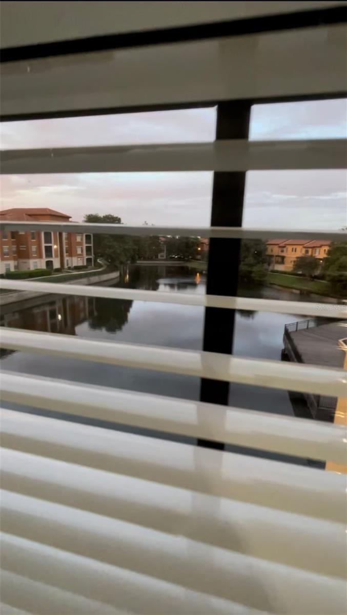 Image 10 of 19 For 6153 Metrowest Boulevard 306