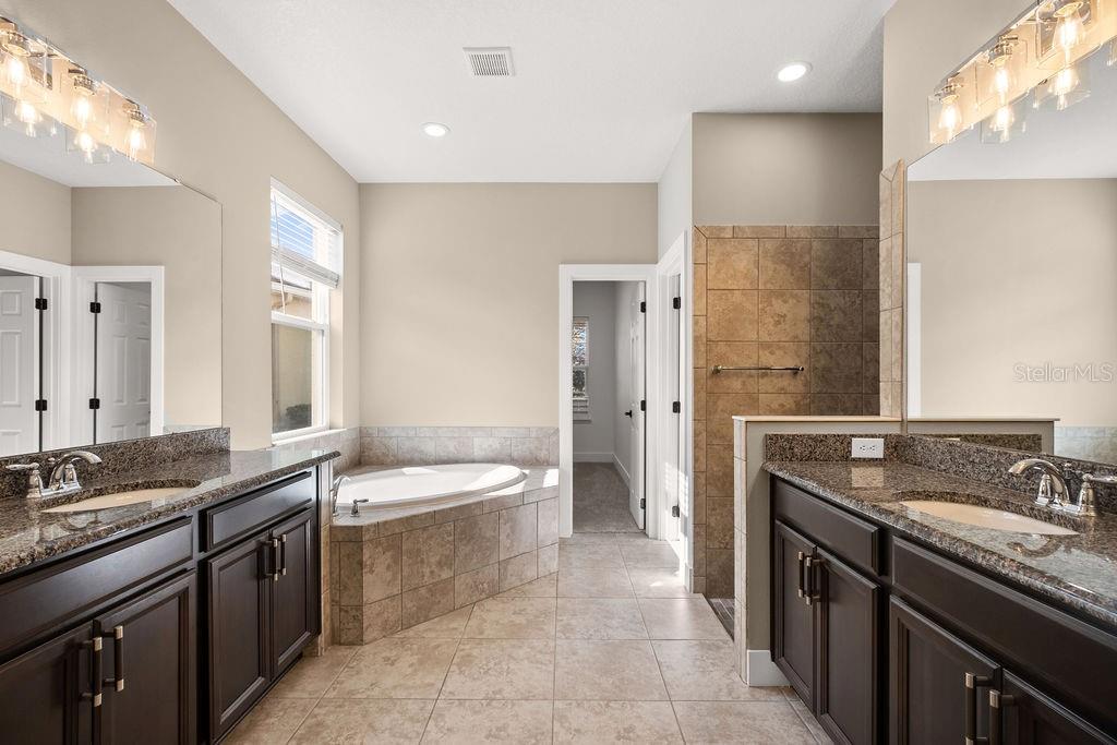 Image 22 of 49 For 2275 Pearl Cider Street