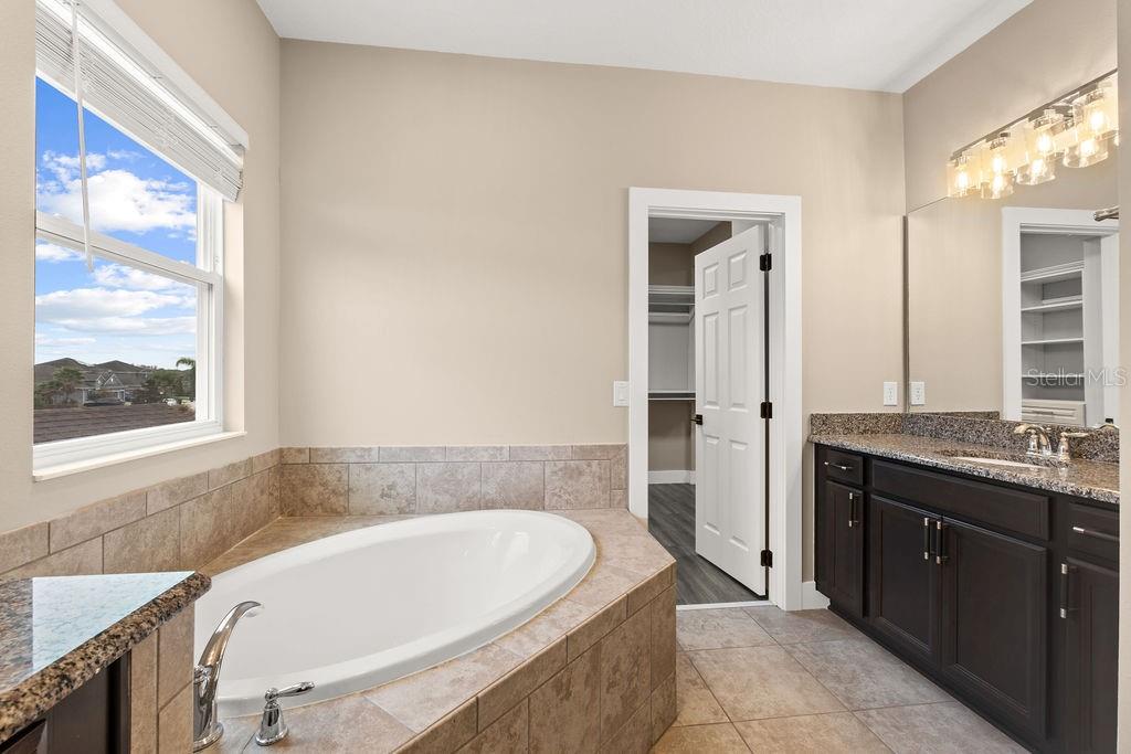 Image 28 of 49 For 2275 Pearl Cider Street