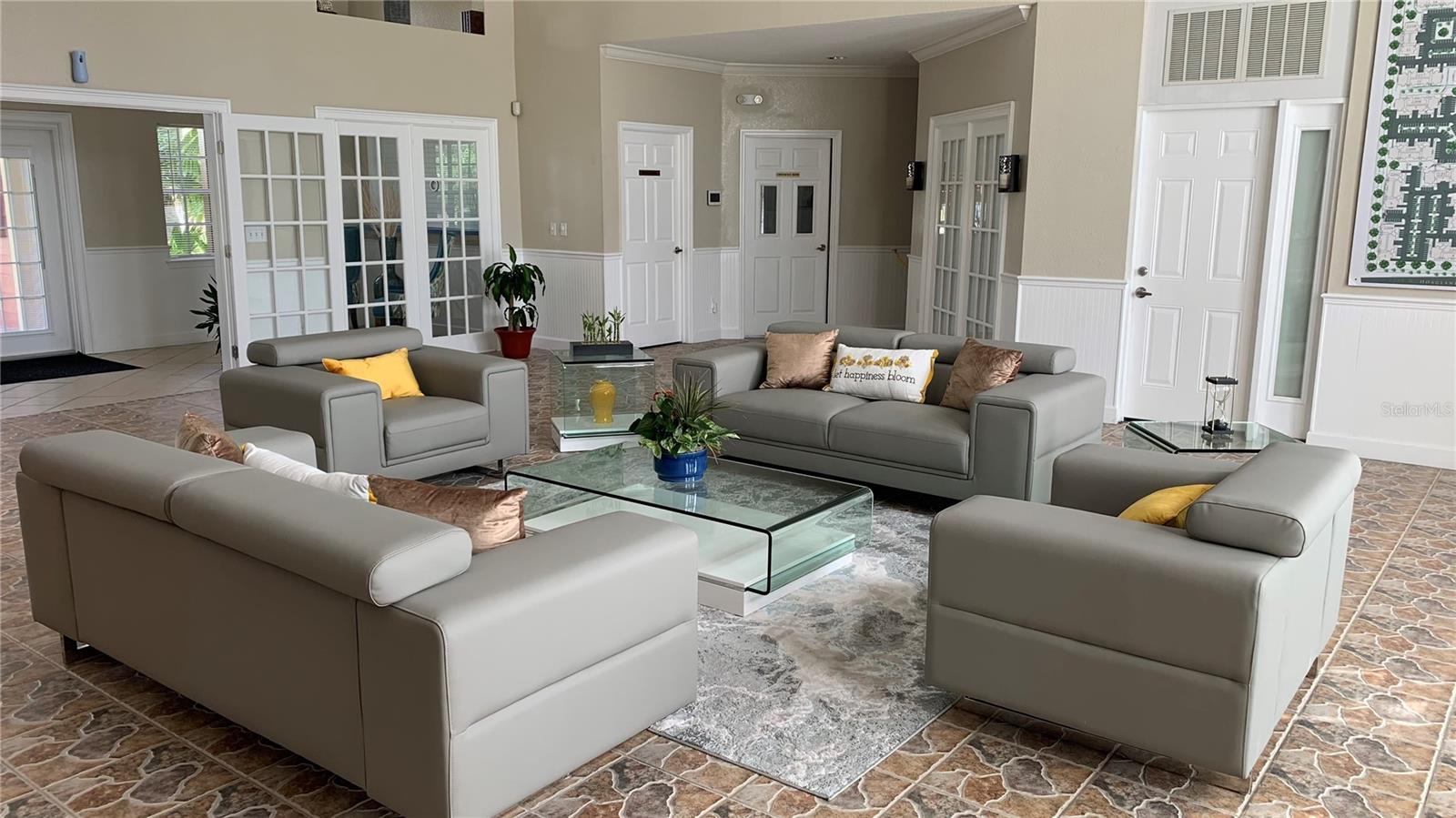 Image 20 of 31 For 2218 Grand Cayman Court 1321