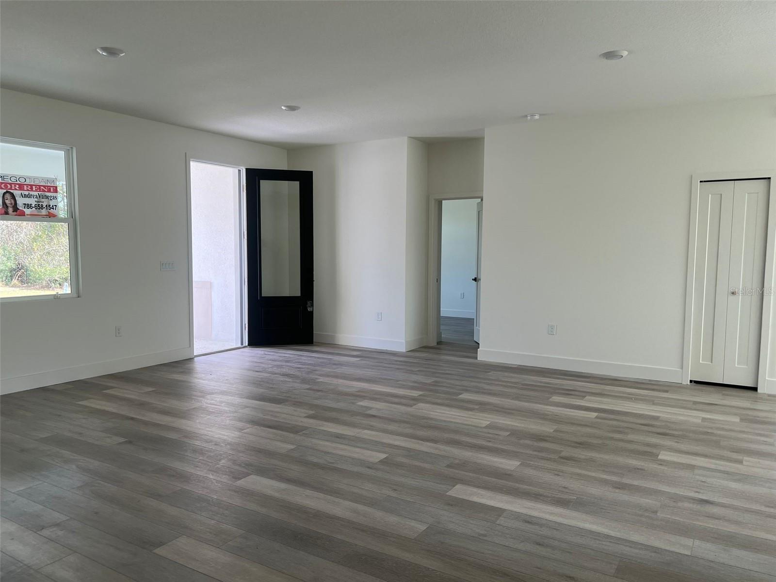 Image 11 of 21 For 3156 Westover Avenue Se