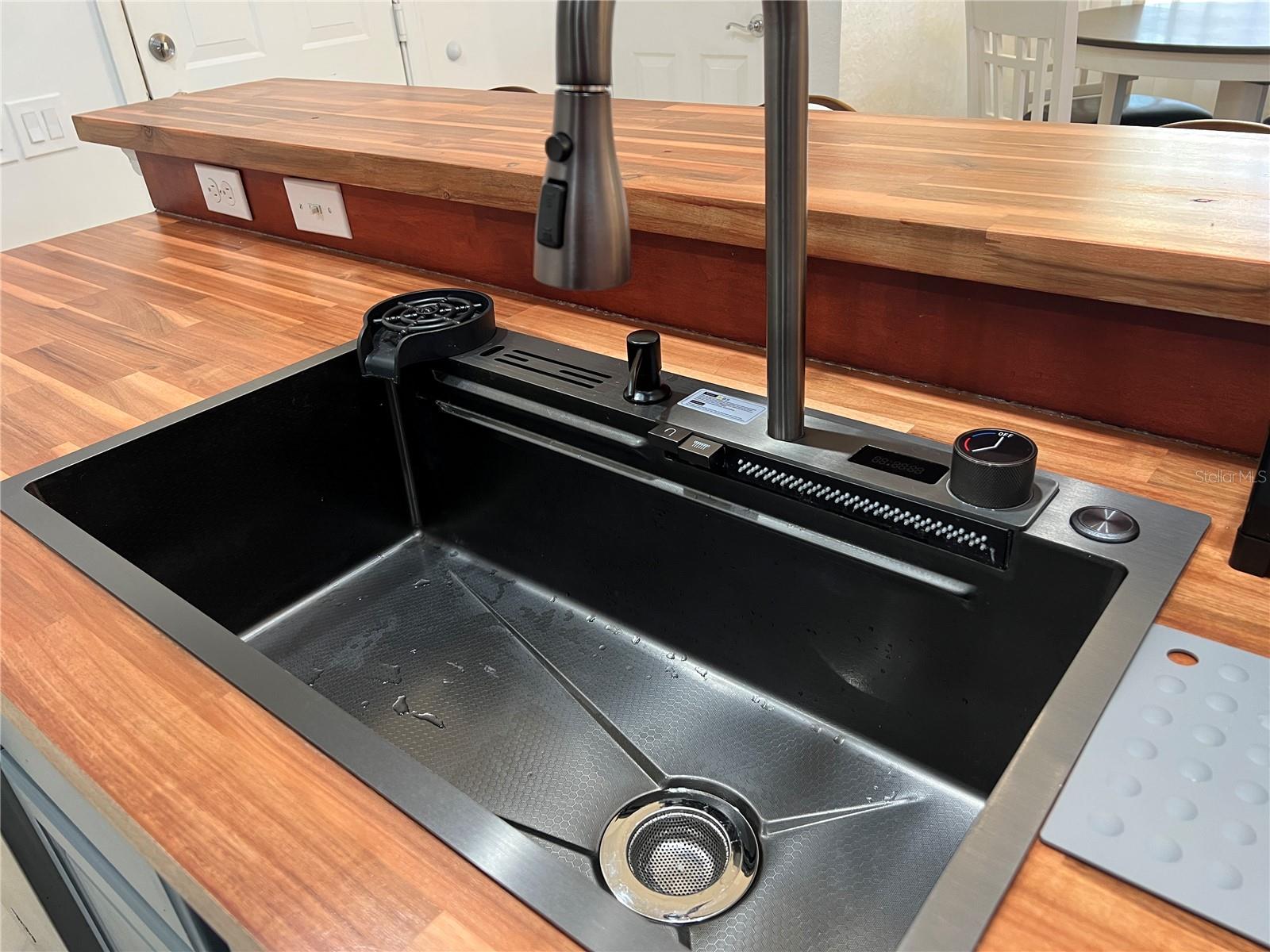 Image 6 of 23 For 1101 Shallcross Avenue