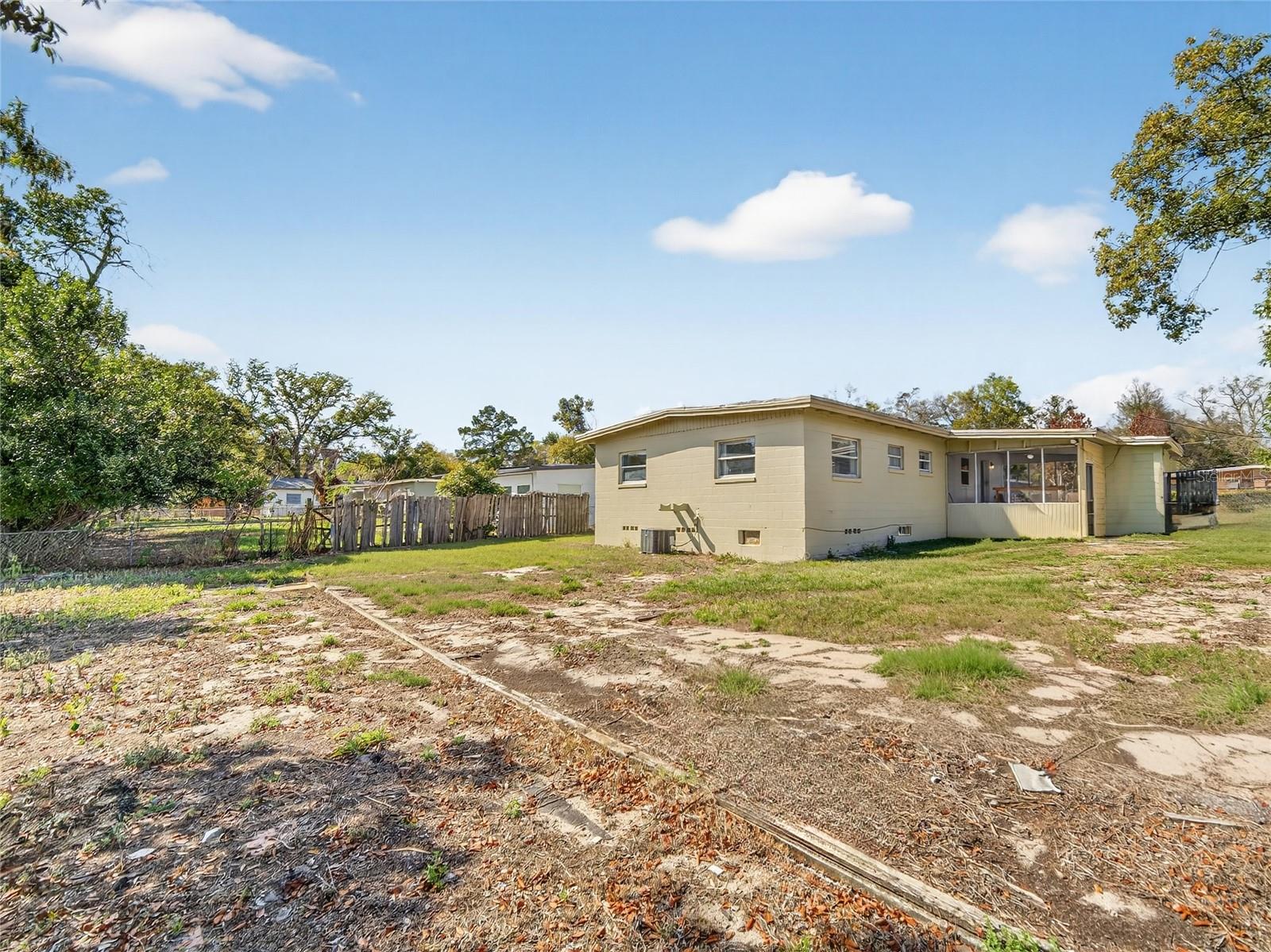 Image 23 of 39 For 4708 Abaca Street